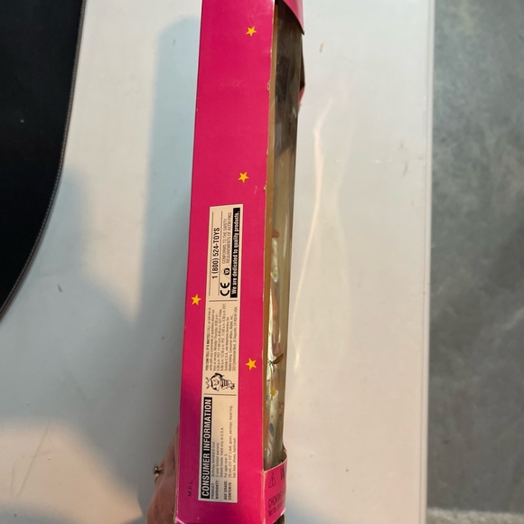 Barbie Birthday NIB - Picture 4 of 6